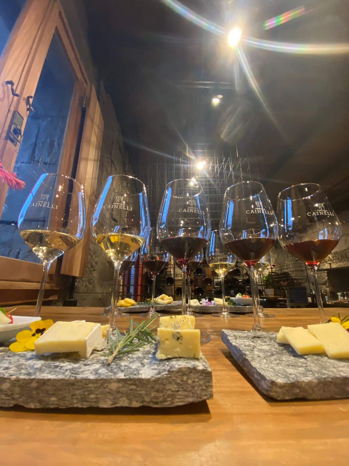 Degustação queijos e vinhos na Cainelli